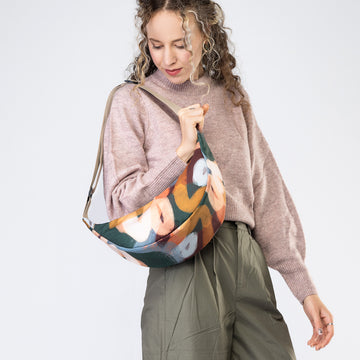Fluffy sweater LUNA Crossbody bag