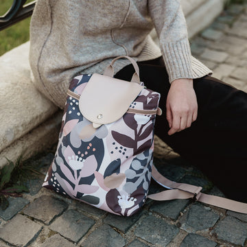Pasztell foltos virágok városi hátizsák